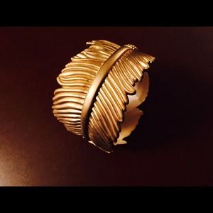 Gold leaf bracelet