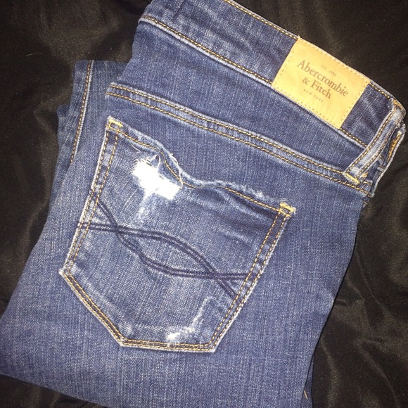 Abercrombie & Fitch distressed super skinny jeans
