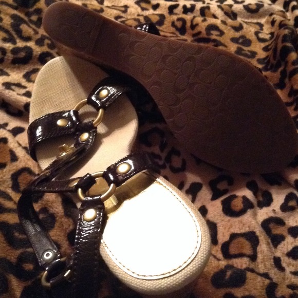 Authentic Coach Mercy Wedge size 8.5 - Picture 4 of 4