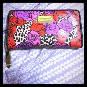 Wallet Betsy Johnson