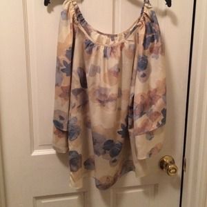Floral print top!