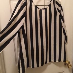 Black and white top!