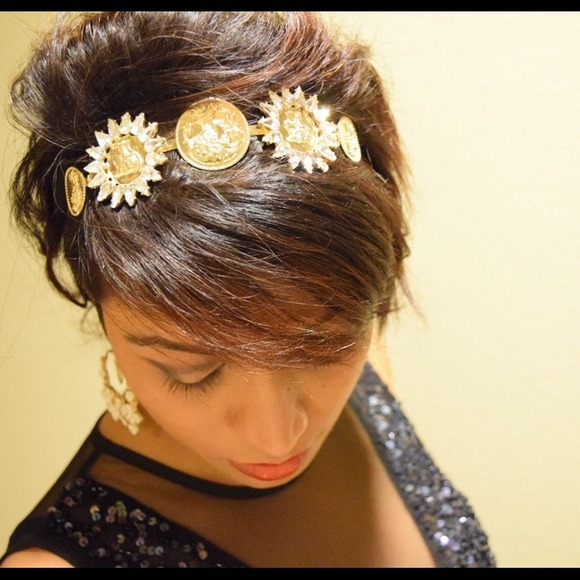 Hairband - Picture 2 of 3