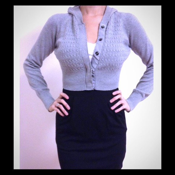 H&M cropped sweater