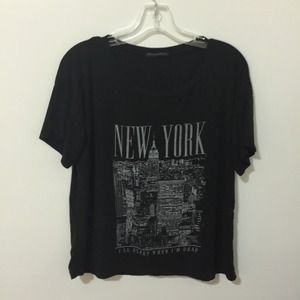 Brandy Melville New York top size small