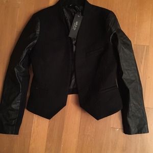 Wool and leather sleeves blazer