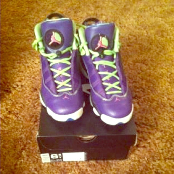 Jordan six rings