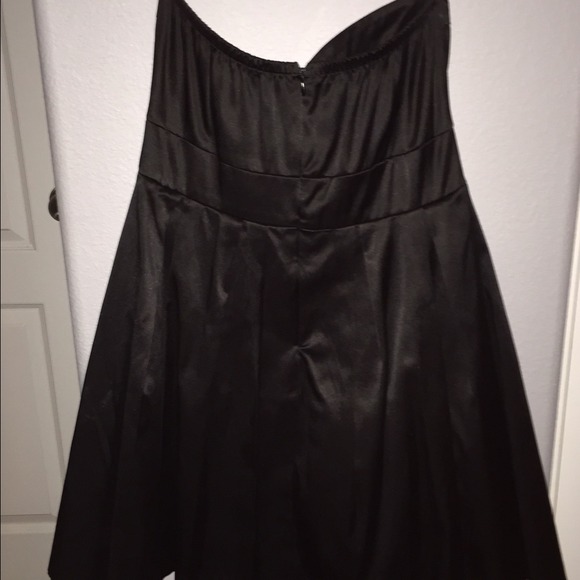 Little Black Dress - Picture 3 of 4