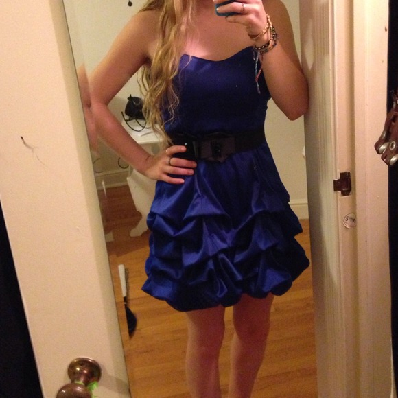 Blue strapless prom/homecoming dress - Picture 2 of 2