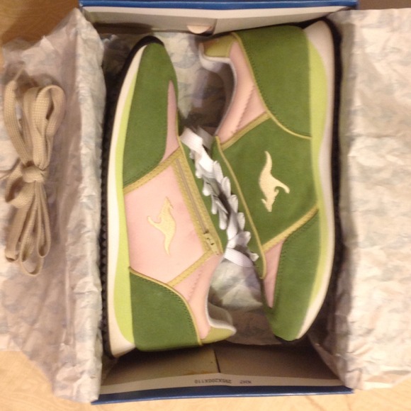 KangaROOS Lotus style tennis shoes.