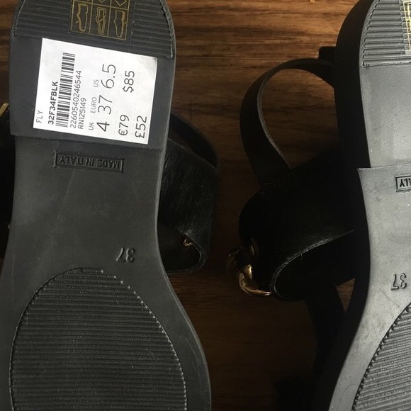 BRAND NEW TopShop sandals. Size 6.5 - Picture 4 of 4