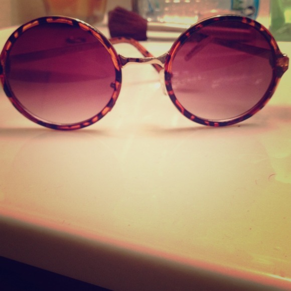 Round sunnies from Francesca's