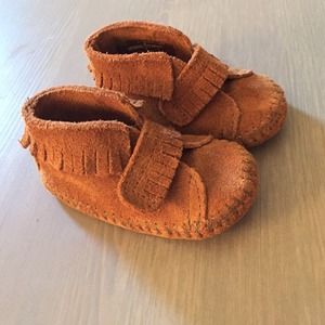 Toddler moccasins