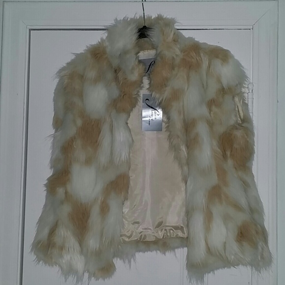 RESERVED Faux Fur Vest NWT