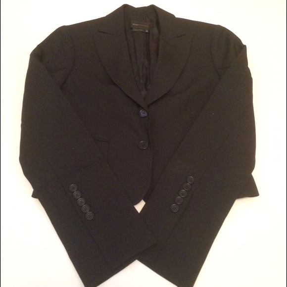 Cropped bcbg blazer