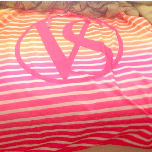 * NWT Victoria's Secret beach blanket