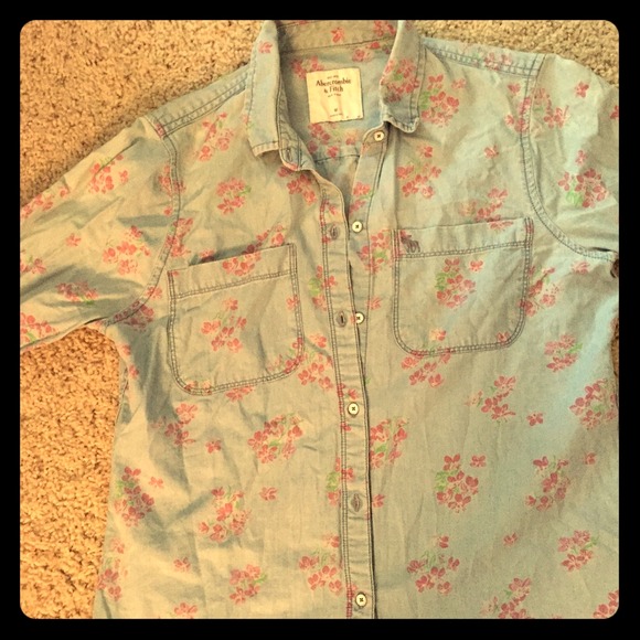 Abercrombie and Fitch Denim Top - Picture 1 of 4