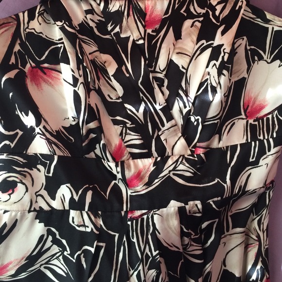 White House Black Market Floral Print Dress - Picture 2 of 3