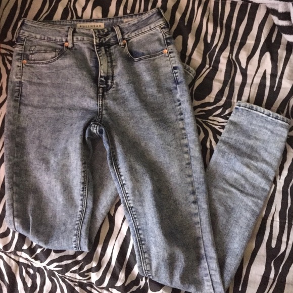 Acid Wash Bullhead High-Waisted Jeans