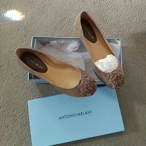 Ashceylonash Antonio Melani flats