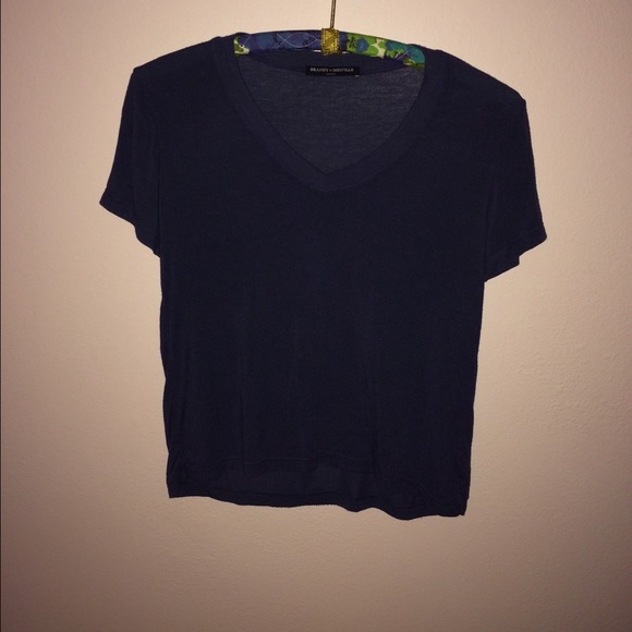 Brandy Melville Victoria Top