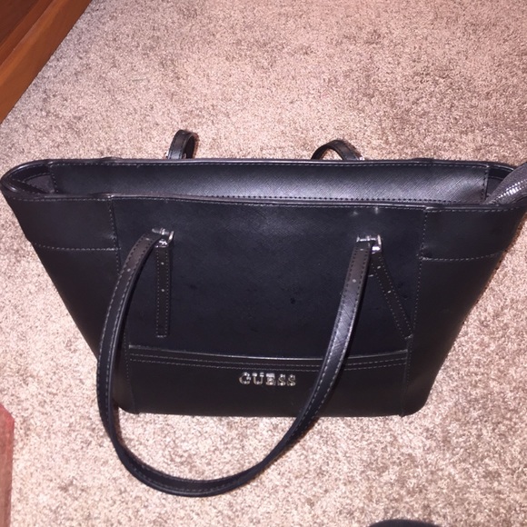 Black guess tote - Picture 3 of 4