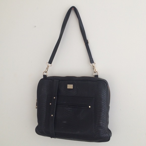 Rebecca Minkoff Other - Rebecca Minkoff Laptop Leather Bag