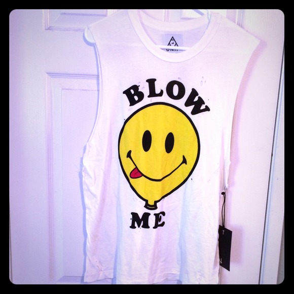 UNIF Blow me tank.