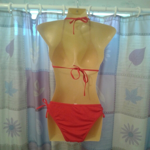 100% BRAND NEW RED BIKINI SWIMSUIT SET!!! - Picture 3 of 3