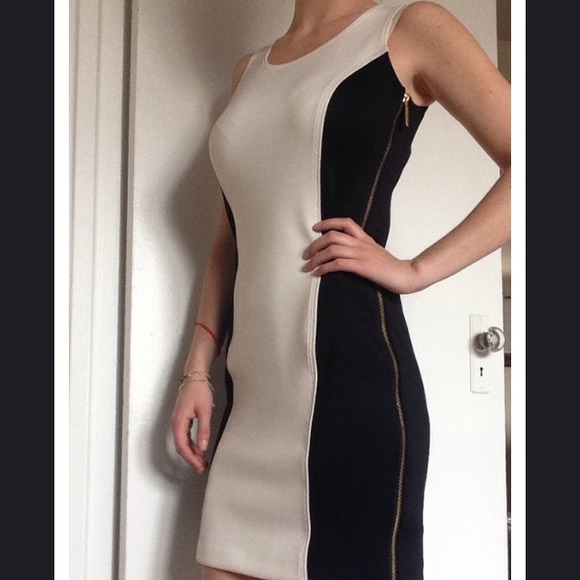 Side zipper Michael Kors dress