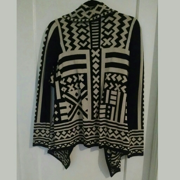 Cardigan - Picture 2 of 2