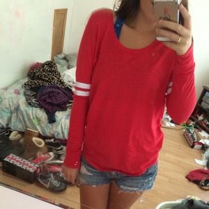 VS red long sleeve