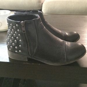 Madden girl dolo bootie