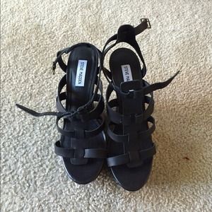 Black Steve Madden 5 inch wedge