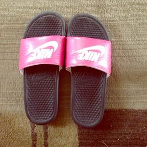 Pink nike slides