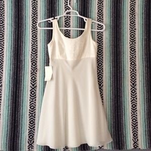 Ann Taylor Dress. Never been worn.