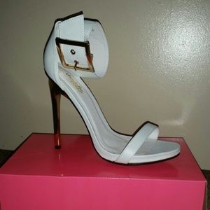 *SALE* White Addison style shoes