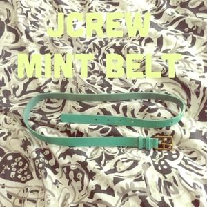 J.Crew mint colored leather belt sz S.
