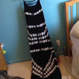 Tie-dye maxi dress