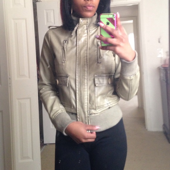Motorcycle jacket