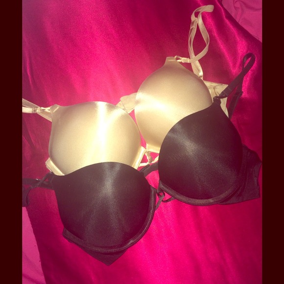 Bombshell bras (ON HOLD)