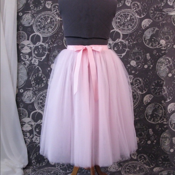 Beautiful Red Dress - Picture 3 of 4