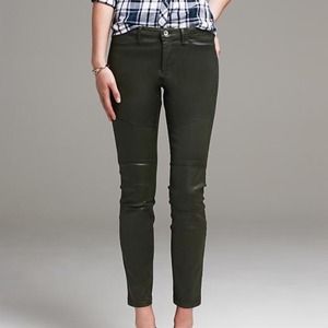 Banana Republic Coated skinny ankle pant size 28