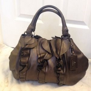 💯% Prada Nappa Ruffle Purse