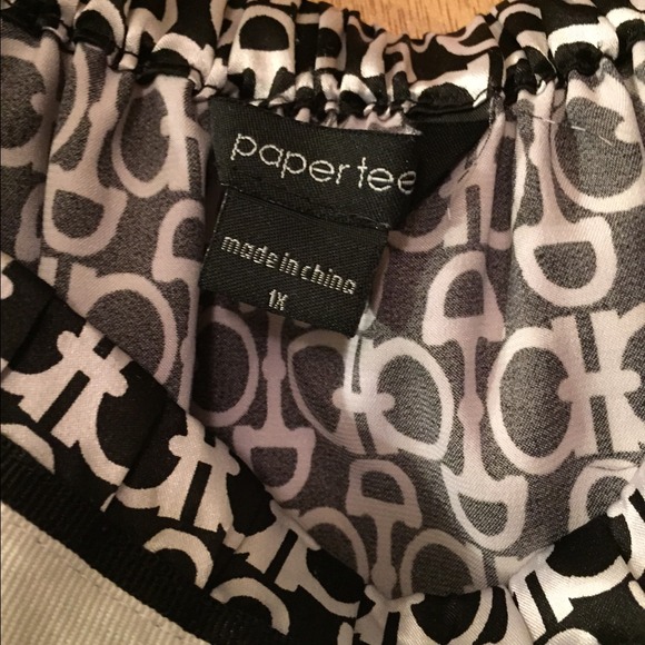 Blouse - Picture 2 of 2
