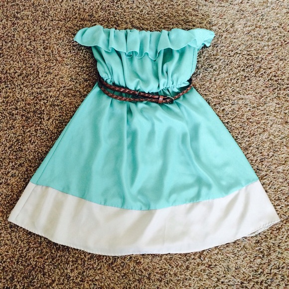 Summer 👗 Dress - Picture 1 of 1