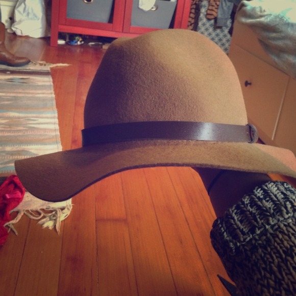 Wool h&m hat