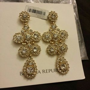 Banana Republic Chandelier Earring