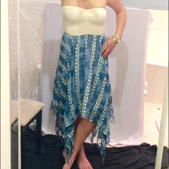 Sold- Billabong halter tapestry dress - Picture 2 of 4
