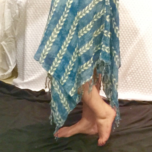 Sold- Billabong halter tapestry dress - Picture 4 of 4